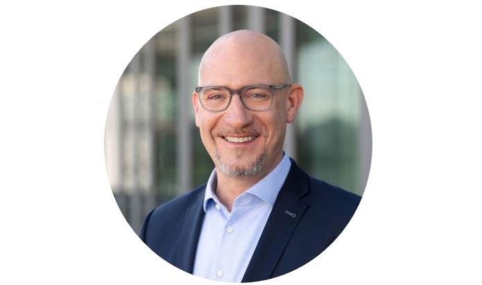 Porträt von Dr. Richard Lutz