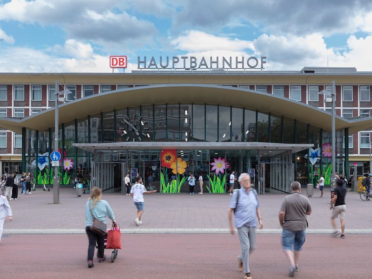 Außenansicht des Bochumer Hauptbahnhofs
