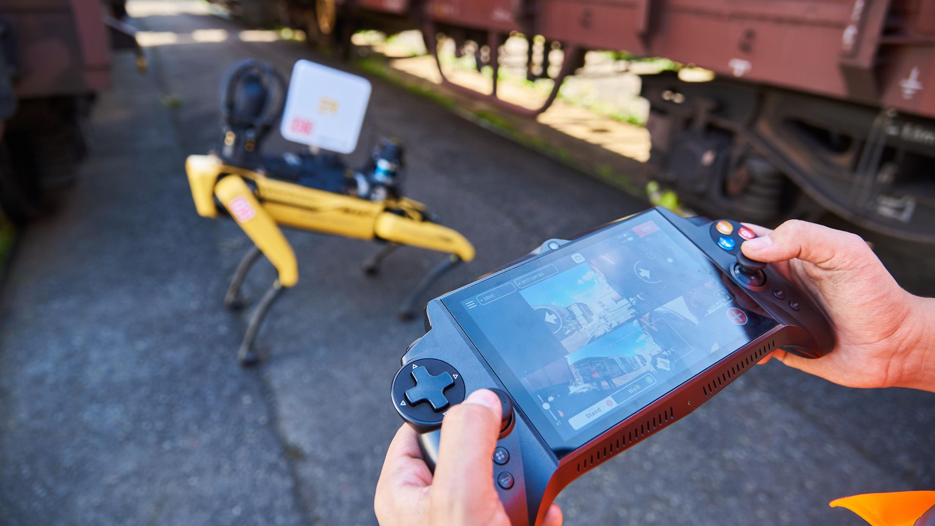 Blick auf die Steuerung vom Roboterhund