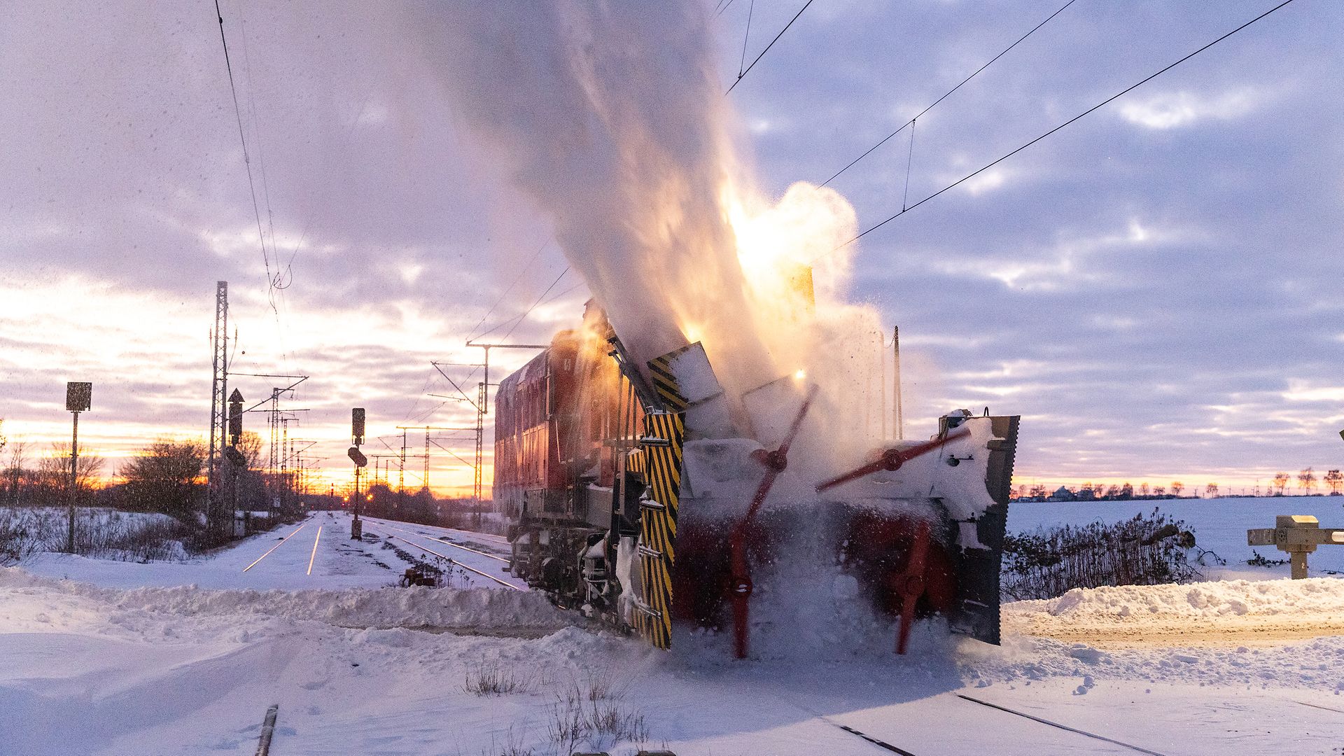 Einsatz einer Schneefräse in der Nähe von Braunschweig