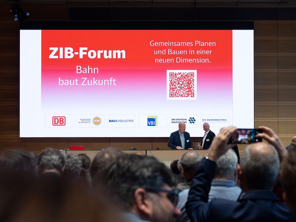 Forumeröffnung durch Michael Gilka und Steffen Hantschick