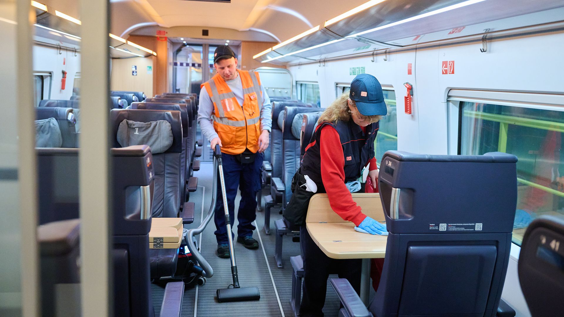 Reinigung im ICE